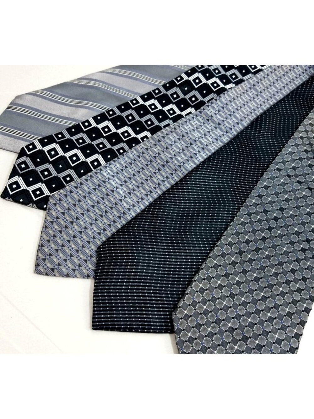 Lot Of 5 Mens Ties Shades Of Gray Kenneth Cole Croft & Barrow Steve Harvey